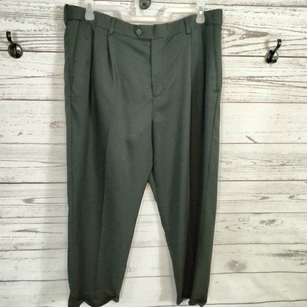 "Croft & Barrow" men's dress pants 👖